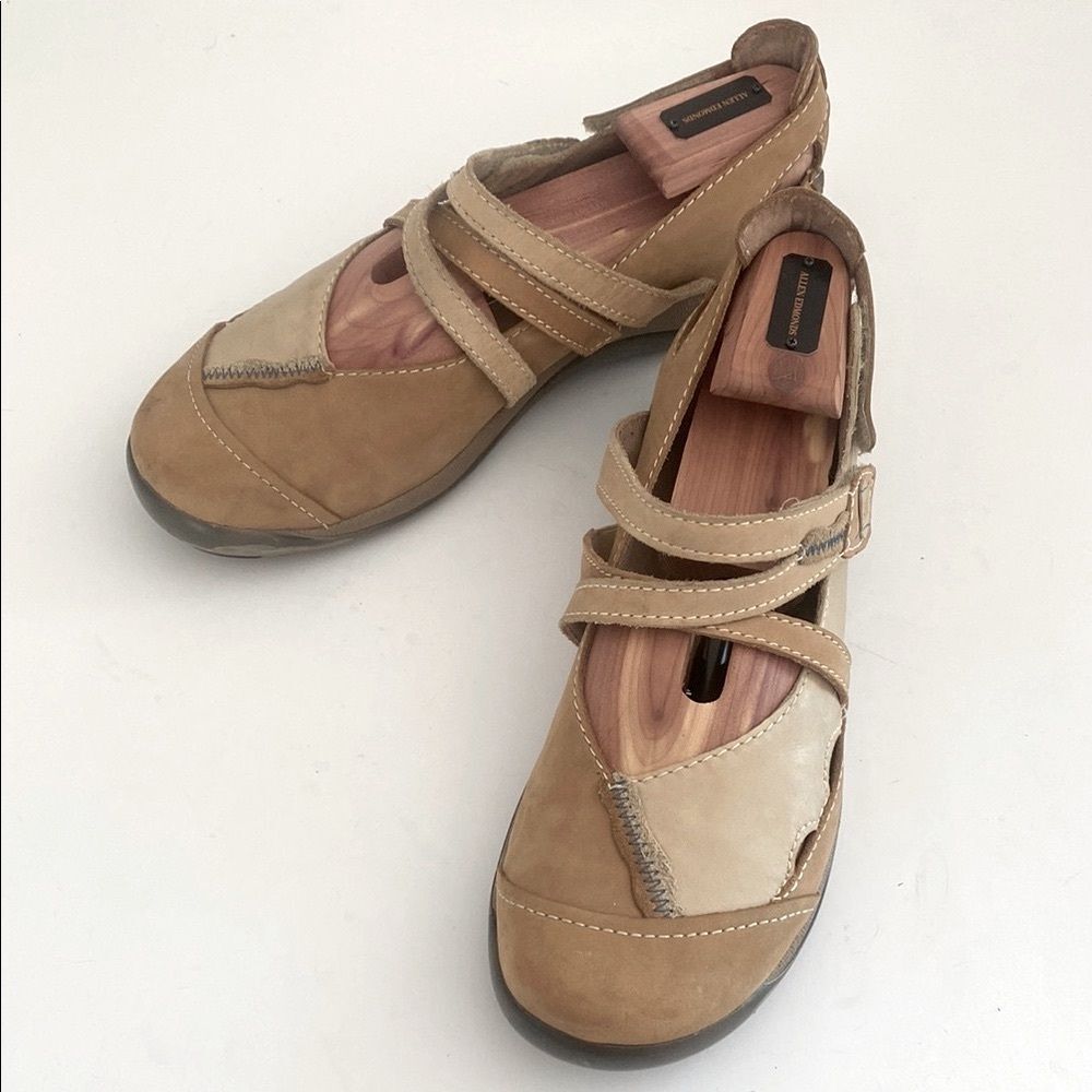 Romika Brown and Tan Straps Flats Sporty Mixed Media sz 9 Cottagecore Boho
